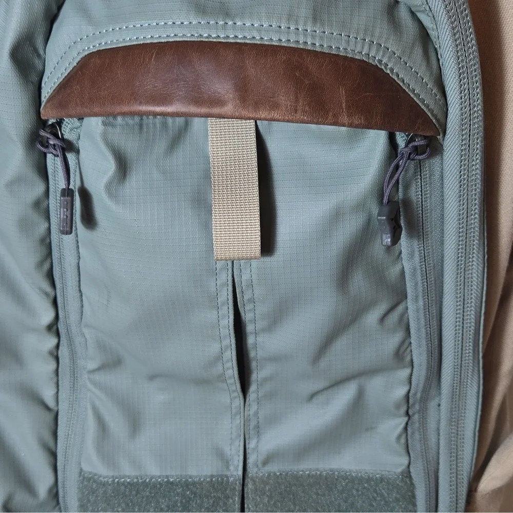 Vertx Tactical Backpack Nylon Green Beige Divider‎ System Zip Unisex Adults
